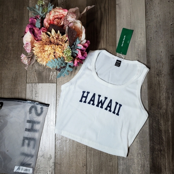 NWT SHEIN EZwear White Ribbed Hawaii Cropped Tank Top Size 4 - Picture 14 of 16